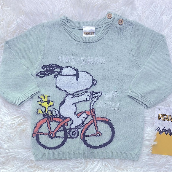 Peanuts Snoopy Baby Girls  Pull Over Sweater - Picture 1 of 5